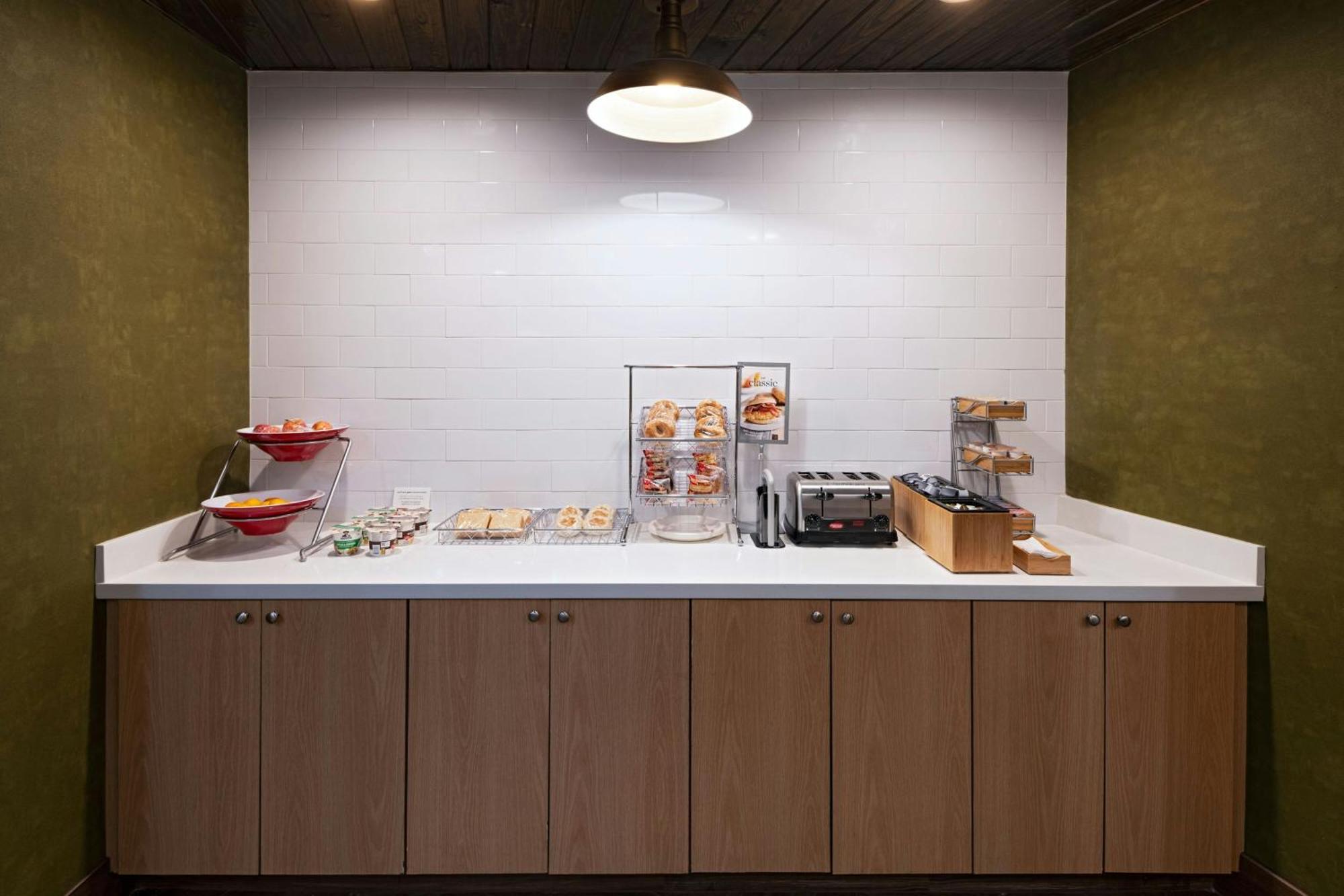 Fairfield By Marriott Inn & Suites Waller Экстерьер фото
